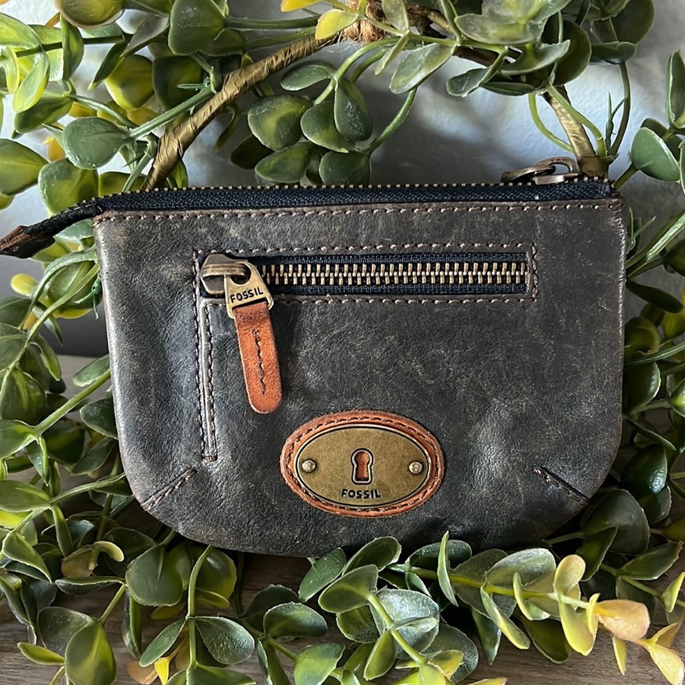 Fossil wallet